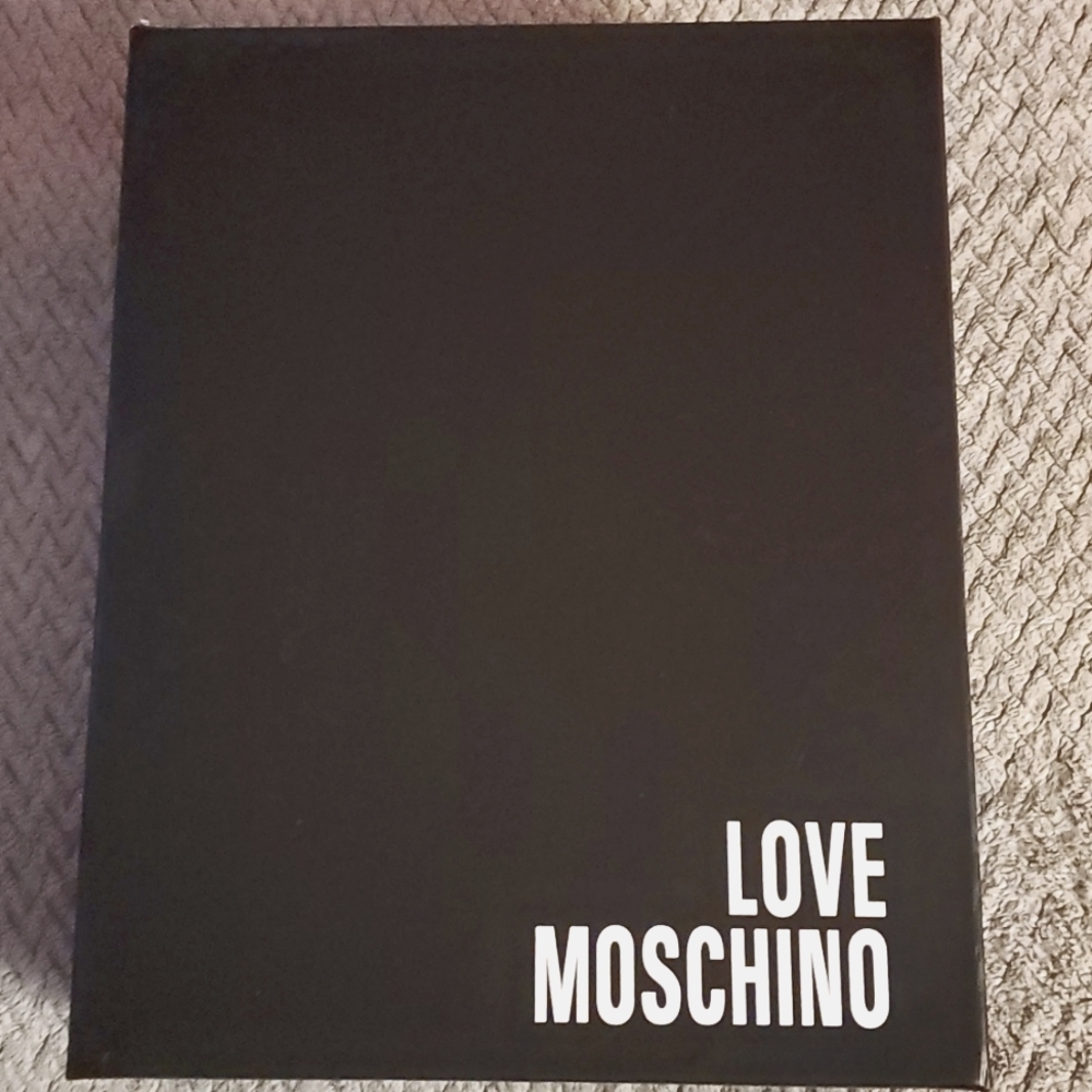 Love Moschino Sneakers